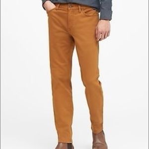 NWT Tapered Traveler Pant 32/32